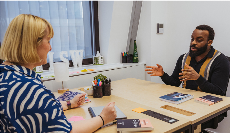 Accent softening coaching session focused on spoken English clarity and pronunciation